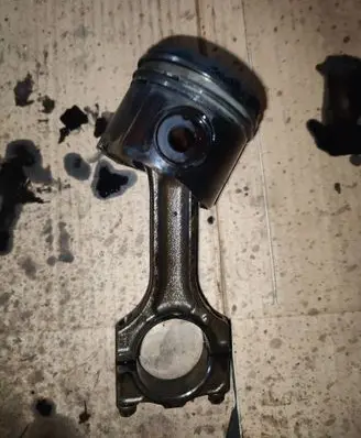BMW 5 E60 E61 Piston with connecting rod 11247790515