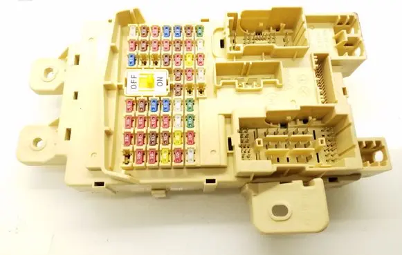 Hyundai Ioniq Fuse module 91950G7510