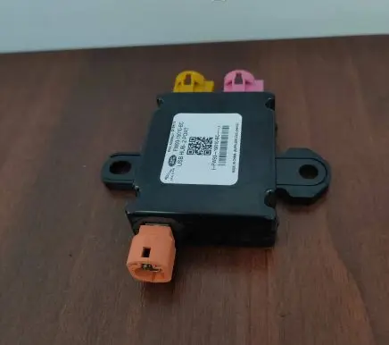 Jaguar XJ X351 USB control unit PW93-19010-BC