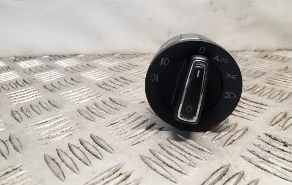 Skoda Superb B8 (3V) Light switch 3V0941431