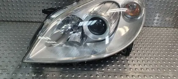Mercedes-Benz B W245 Headlight/headlamp A1698201761