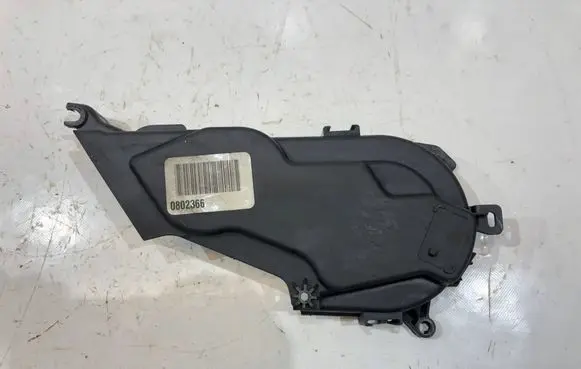 Volvo V50 Timing chain cover 