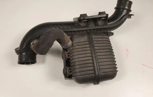 Audi A6 S6 C7 4G Intake resonator 03G906051E 8K0129955A 0281002977