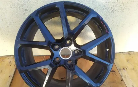 Porsche Panamera (976) R21 alloy rim 976601025M