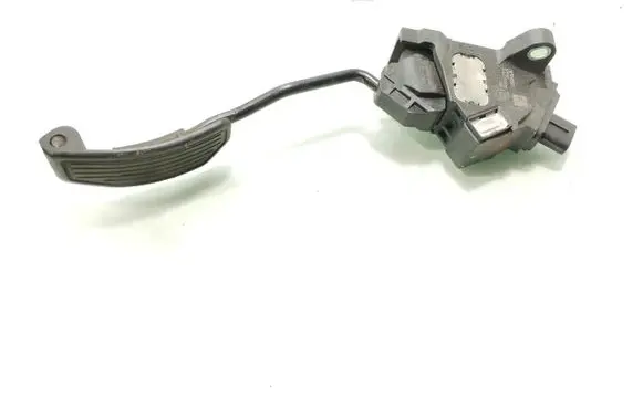 Toyota Avensis T270 Accelerator throttle pedal 7811005021