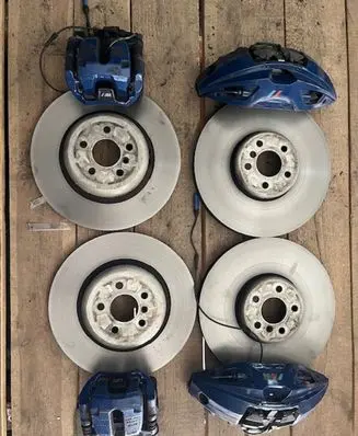 BMW 7 G11 G12 Brake discs and calipers set 68913366883410