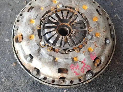 Opel Astra J Pressure plate 124051510