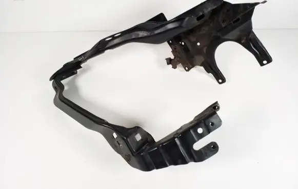 Headlight/headlamp mounting bracket