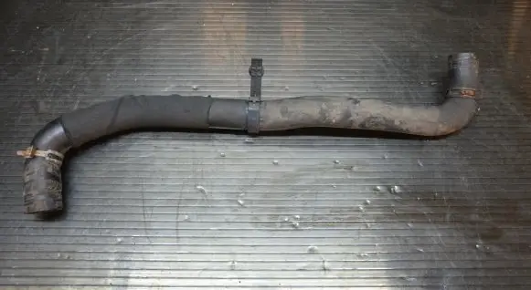 Chrysler Voyager Engine coolant pipe/hose