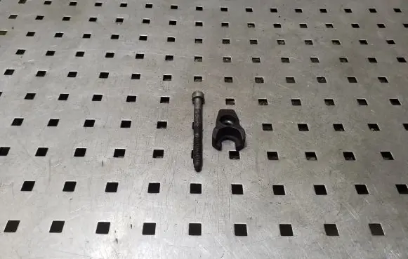 Land Rover Freelander 2 - LR2 Fuel Injector clamp holder