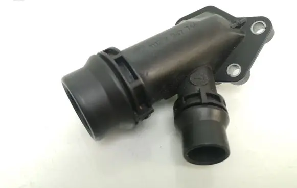 Engine coolant pipe/hose