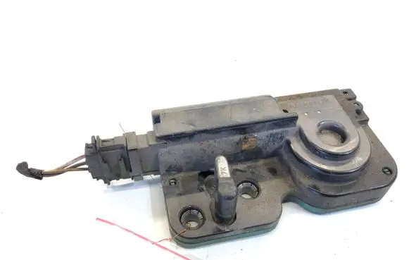 Volkswagen Touareg I Rear bodywork 7L0827511E