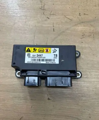 Opel Insignia A Airbag control unit/module 13575447