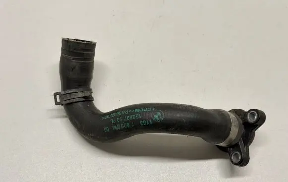 BMW 3 F30 F35 F31 Engine coolant pipe/hose 7603514