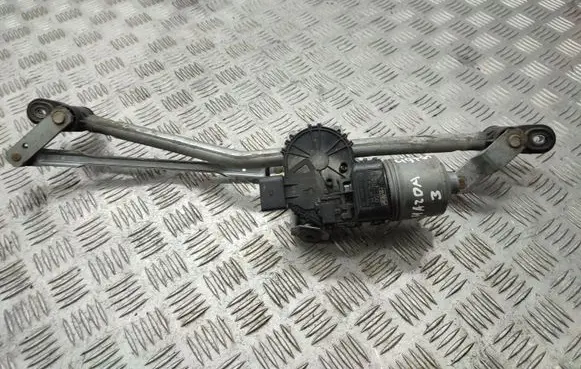 Mazda 3 I Front wiper linkage and motor 4M5117508AA