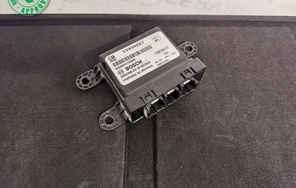 Opel Astra J Parking PDC control unit/module 13334227 0263004417C0000