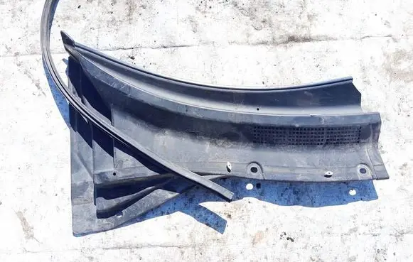BMW 6 E63 E64 Wiper trim 668628h900 9745311100