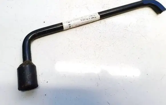 Citroen C4 I Wheel nut wrench 