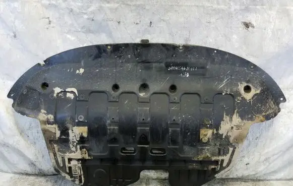 KIA Sportage Engine splash shield/under tray