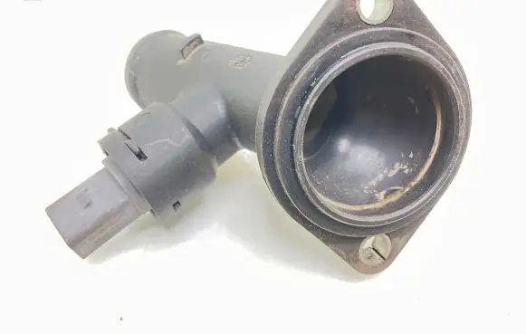 Skoda Octavia Mk2 (1Z) Engine coolant pipe/hose 03L121121A 03G121121D