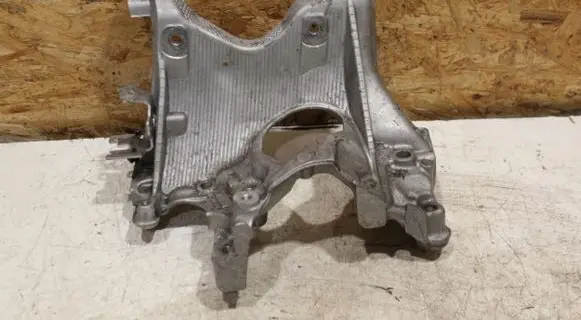 Audi A4 S4 B9 Engine mounting bracket 8W0399296E