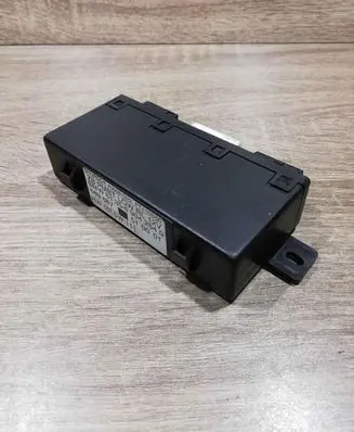 BMW 5 E39 Door control unit/module 6904254 689667 61356904254