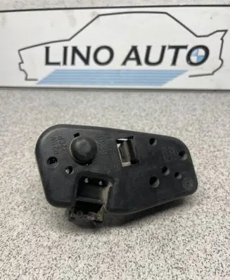 BMW 3 E46 Tail light bulb cover holder 8374807