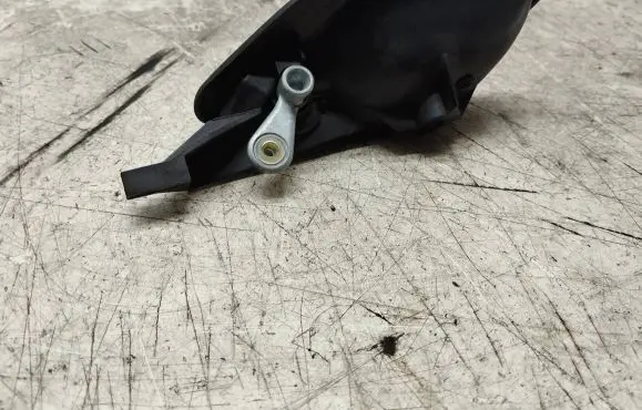 BMW 5 E39 Front door interior handle PA6GF15 8226050