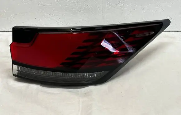 Lexus RX V Rear/tail lights LAMPA-LEUS-RX-V-23