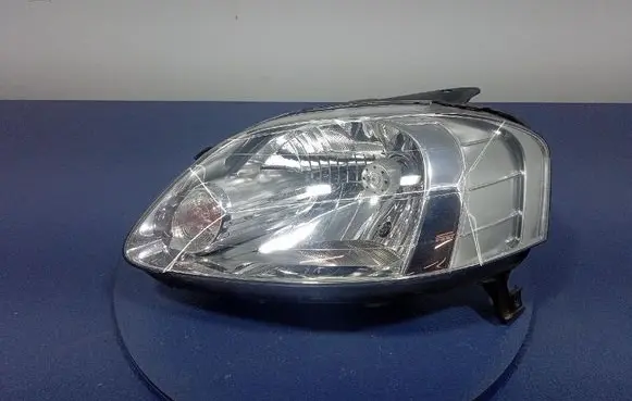 Volkswagen Fox Headlight/headlamp