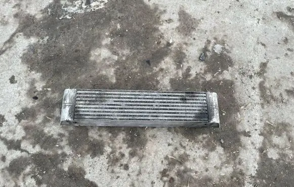 BMW 7 E65 E66 Intercooler radiator 2248479 224847906