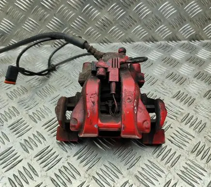 Mercedes-Benz CLS C218 X218 Rear brake caliper A2124230181