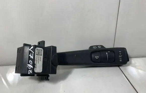 Volvo V70 Wiper control stalk 31264354