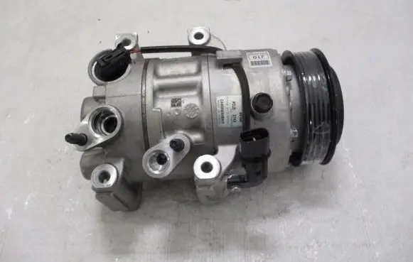 KIA Stinger Air conditioning (A/C) compressor (pump) CA500GXHBA11