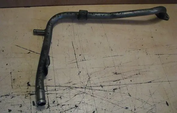 KIA Soul Engine coolant pipe/hose 181126