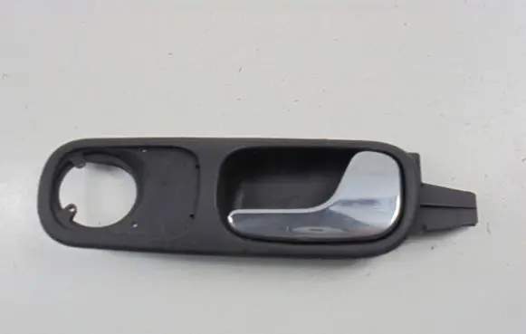 Audi A3 S3 8L Front door interior handle 8L0837020