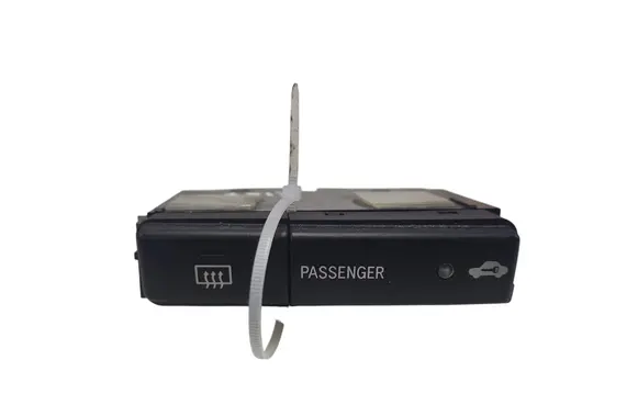 Windscreen/window heater switch