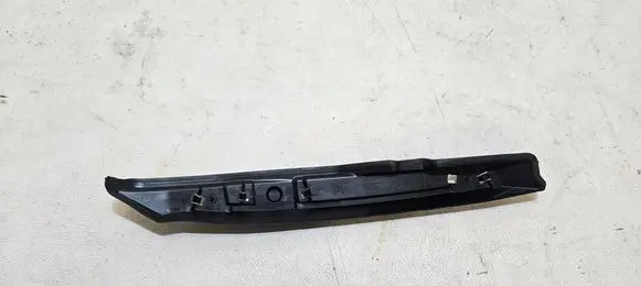 Skoda Fabia Mk3 (NJ) Fender foam support/seal 6V0821111