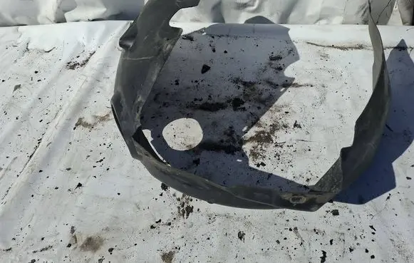 Volkswagen PASSAT B5.5 Front wheel arch liner splash guards 3B0809961F