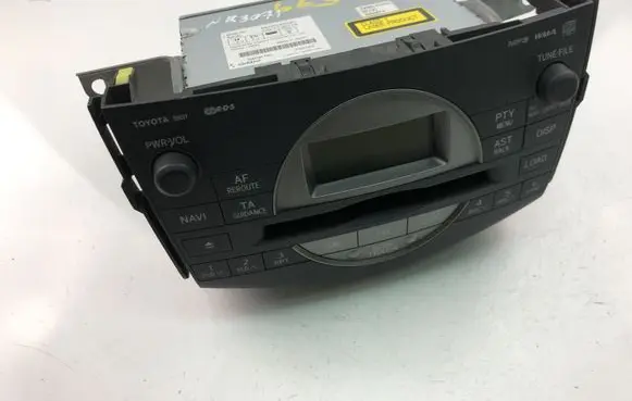 Toyota RAV 4 (XA30) Radio/CD/DVD/GPS head unit 8612042220