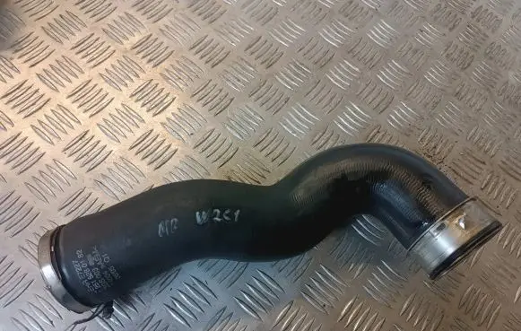 Mercedes-Benz R W251 Intercooler hose/pipe A2515280182 BEHRE7227