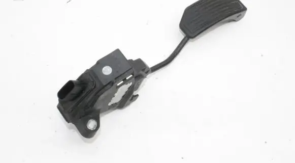 Toyota Auris 150 Accelerator throttle pedal 7811002071