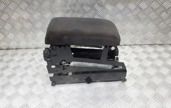 Volkswagen PASSAT B5 Armrest 3B1864207