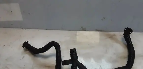Breather/breather pipe/hose