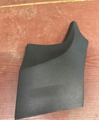 Renault Master III Front sill trim cover 682112965R