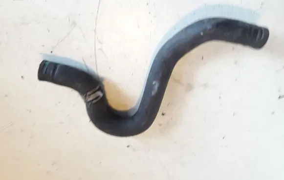 Toyota Avensis T250 Engine coolant pipe/hose