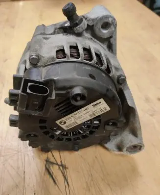 BMW 5 F10 F11 Generator/alternator 7807187