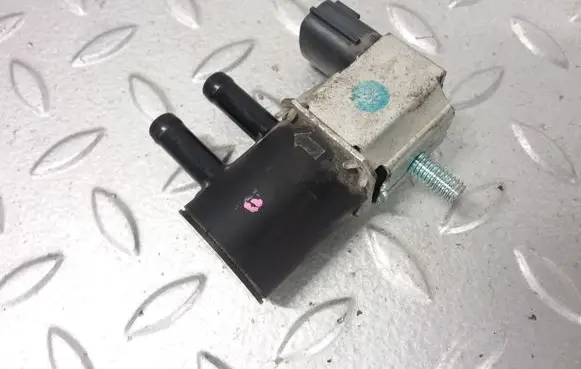 Nissan Note (E12) Vacuum valve K5T48585 486856Y11