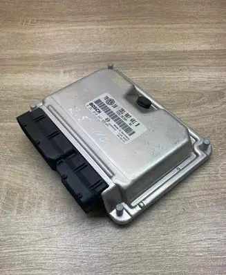 Volkswagen PASSAT B5.5 Engine control unit/module ECU 3B1907401B 0281010447