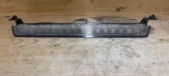 Volvo V70 Third/center stoplight 8658948